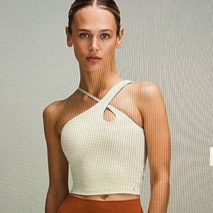 Lululemon cross strap tank